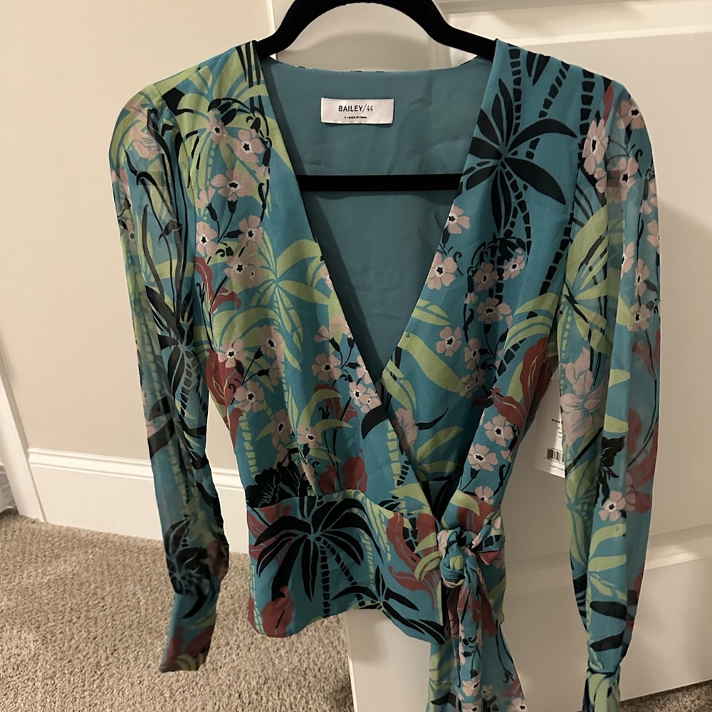 NWT- Bailey 44 Blouse XS